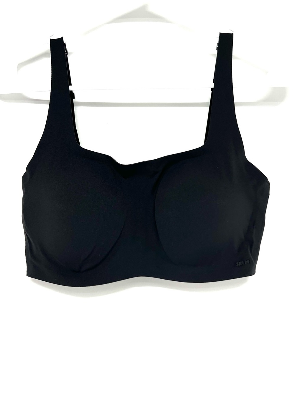 Skims women’s bralette size XL